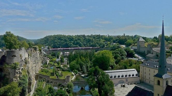 luxemburghezii singurii europeni urmasi ai unei sirene