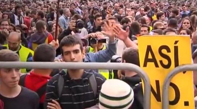 manifestatii de amploare la frankfurt mii de persoane protesteaza fata de masurile de austeritate video