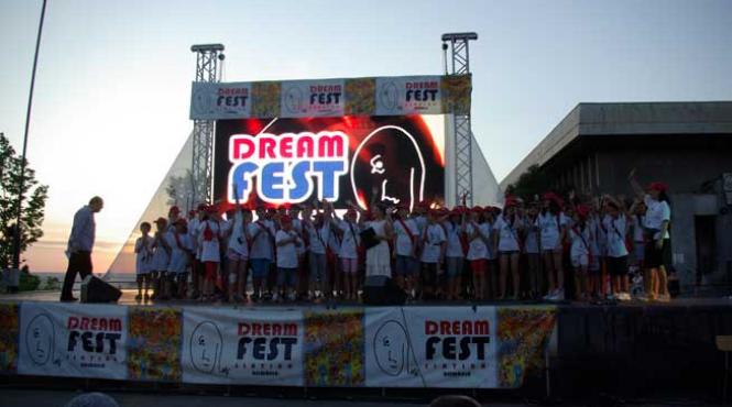 dream fest 3 marele premiu va fi acordat de juriul copiilor format din 300 de micuti cinefili din 11 tari