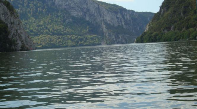 hidrologii au instituit cod galben faza i de aparare pe dunare de a lungul a patru judete