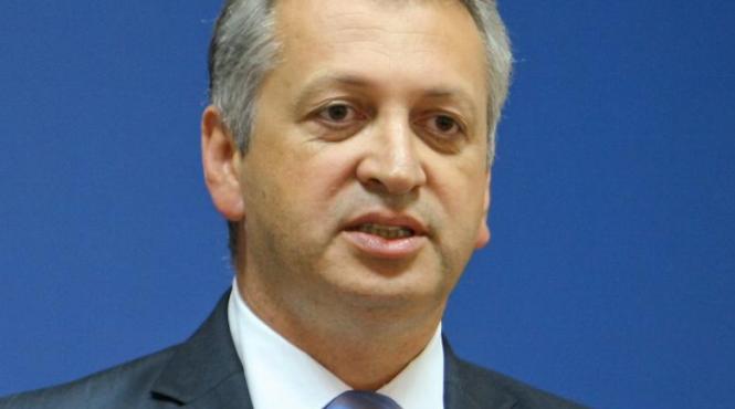 fenechiu oferta depusa de gfr pentru cfr marfa depaseste 180 de milioane de euro