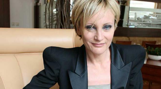 patricia kaas vine cu tequila la bucuresti