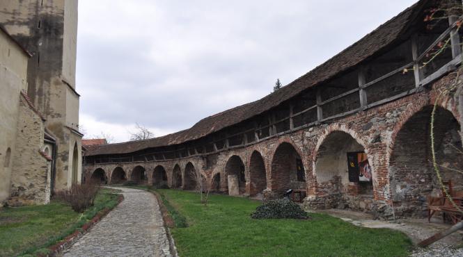 cisnadie legendele bisericii fortificate