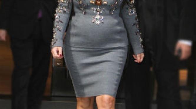 prima fotografie cu fetita lui kim kardashian ar putea fi vanduta cu doua milioane de dolari