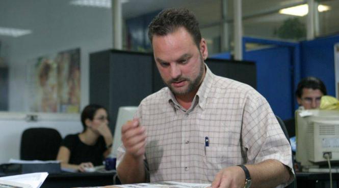 mintea lui halpert a intrata in insolventa