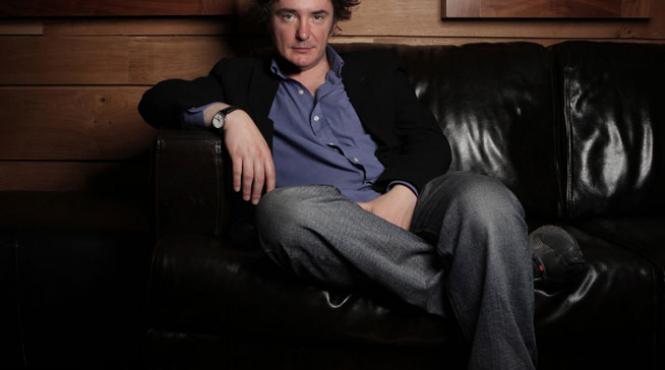 actorul irlandez dylan moran va face stand up comedy la bucuresti