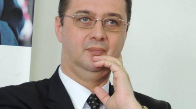 iulian chifu un stat serios isi aduce acasa infractorii condamnati multi nu vor mai dormi bine