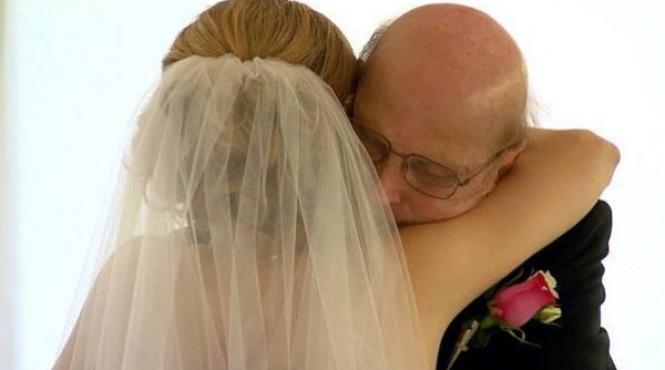 aceste imagini au impresionat milioane de americani cadoul unei fiice pentru tatal ei aflat pe moarte video