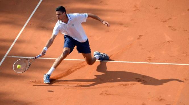 turneul de la gstaad hanescu in sferturi la simplu mergea in semifinale la dublu