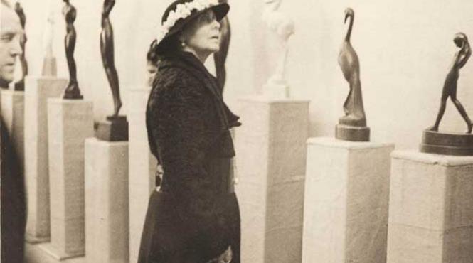 elisabetei ii plac odaile mici si coltisoarele ciudate