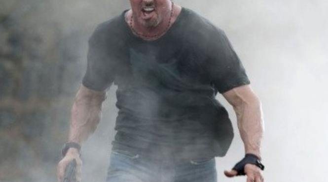 sylvester stallone il face praf pe bruce willis pe twitter ce a postat starul american