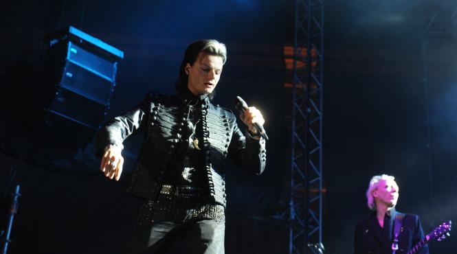 lacrimosa a cantat la finalul artmania