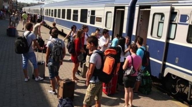 trenuri suplimentare pe ruta bucuresti mangalia