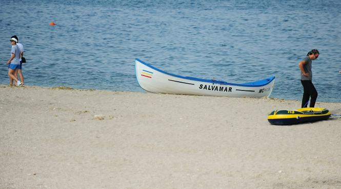 actorul cristian grigorescu dat disparut dupa ce a fost lovit de un val puternic in statiunea jupiter