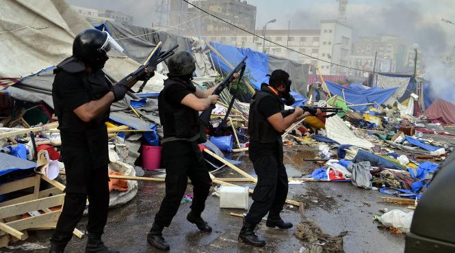 criza egipt asediu moschee cairo lunetisti minaret