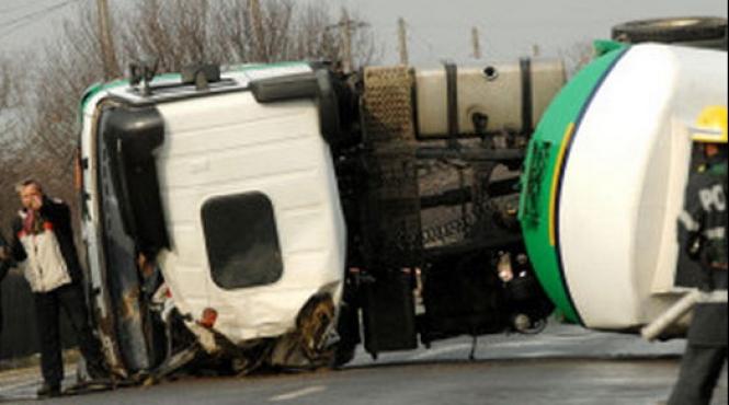 un camion inmatriculat in romania a provocat un accident soldat cu doi morti la periferia sofiei