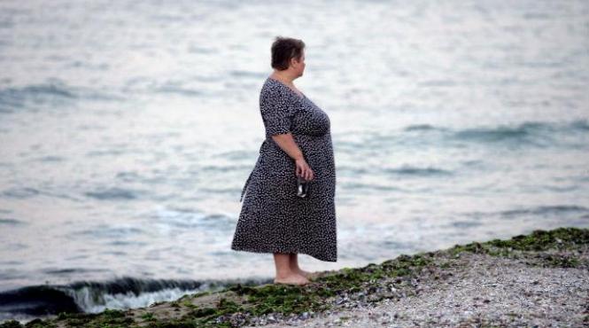 peste 4 000 de tone de alge stranse de pe plajele litoralului in ultimele zile