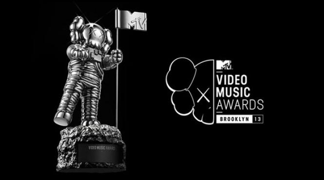 mtv video music awards 2013 lista castigatorilor ce artisti au plecat acasa cu celebrul trofeu