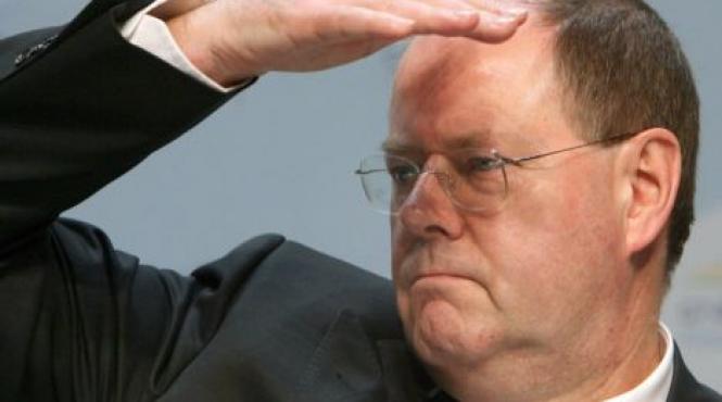 rivalul lui merkel santajat sa iasa din cursa