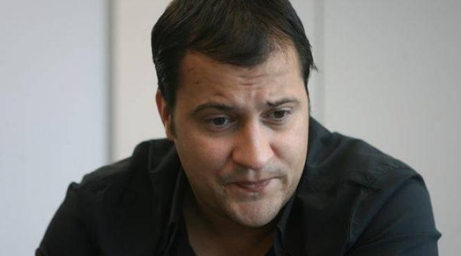 inca o lovitura dura pentru huidu dupa ce i a murit mama asta era tot ce mai trebuia sa i se intample