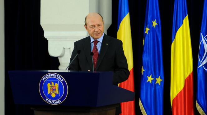 traian basescu face declaratii la palatul cotroceni la ora 16 00 live text