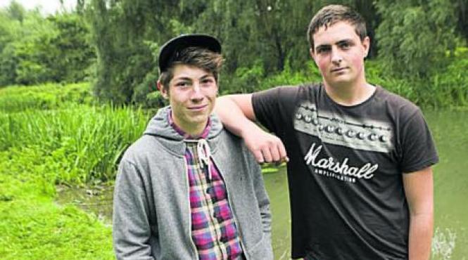 a fost incredibil nu ne asteptam sa dam peste asa ceva ce au pescuit doi tineri in raul tamisa