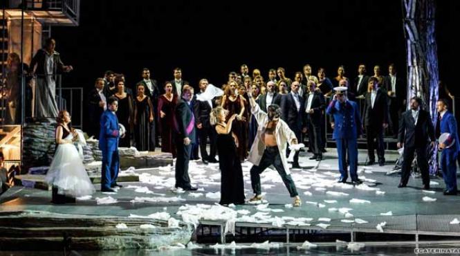 un otello ancorat in realitatea imediata