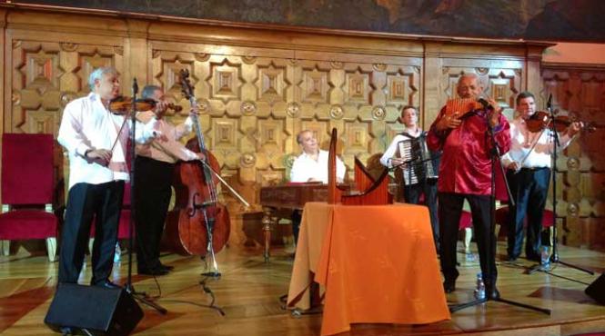 aplauze necontenite pentru maestrul gheorghe zamfir la nisa