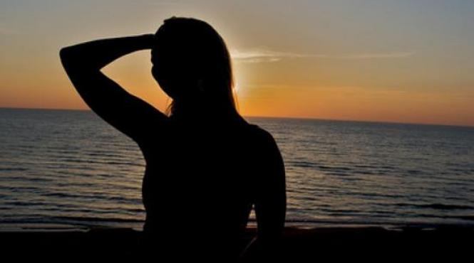 i a uimit pe medici o femeie din sua are 71 de ani dar arata si se simte ca la 35 care e secretul tineretii video