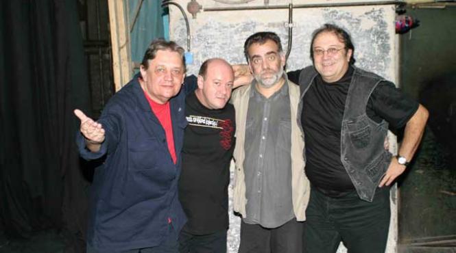 4 corifei in tandreturi la sala palatului