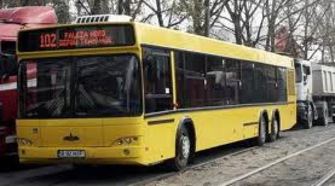 transportul in comun din constanta paralizat soferii ratc nemultumiti de salariile mici pe care le primesc