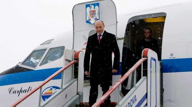 avionul demnitarilor o scumpete de criza 56 de milioane de euro pentru un aparat vip cumparat pe banii armatei