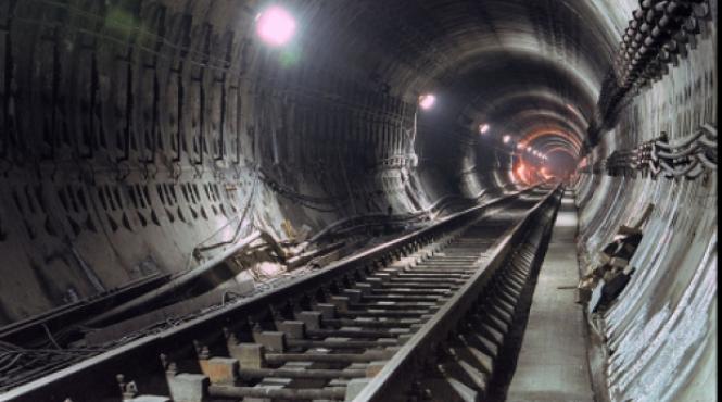 tronsonul de metrou drumul taberei universitate pus in functiune in 2016