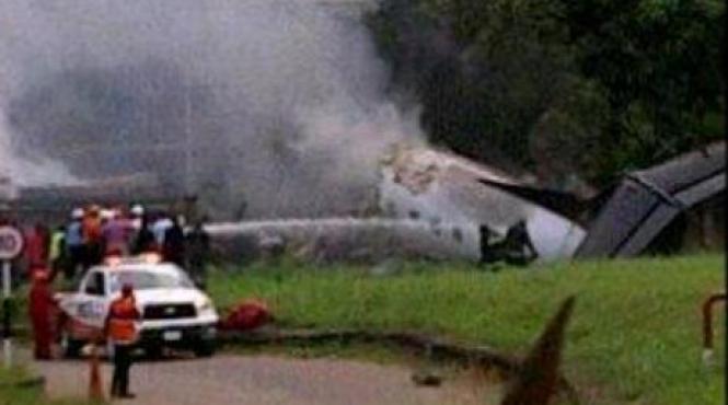 avion prabusit pe aeroportul din lagos imediat dupa decolare cel putin opt oameni au murit