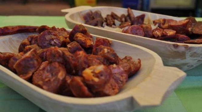 mici istorii culinare din raiul obcinelor bucovinene cum i a invatat ion taran baciu pe englezi sa faca pastrama ca pe valea moldovei