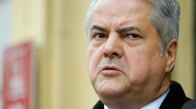 adrian nastase la un nou termen in dosarul zambaccian dupa 8 9 ani de hartuire permanenta starea de spirit nu poate fi cea mai buna