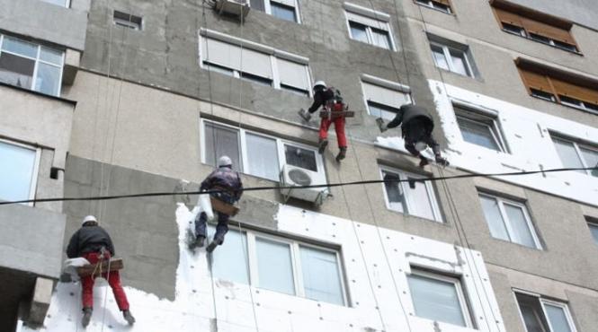 1200 de blocuri din capitala si 31 de judete in curs de reabilitare lista completa