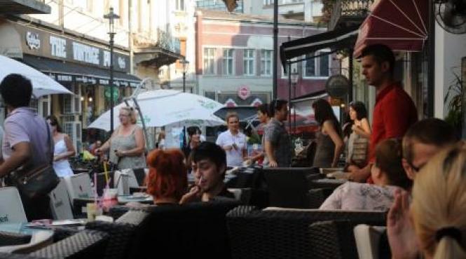 lovitura grea pentru patronii din centrul vechi afacerile care functioneaza in cladirile cu bulina rosie ar putea fi inchise