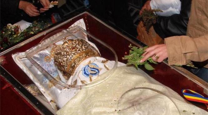 o femeie de 61 de ani a murit la coada pentru moastele sf parascheva