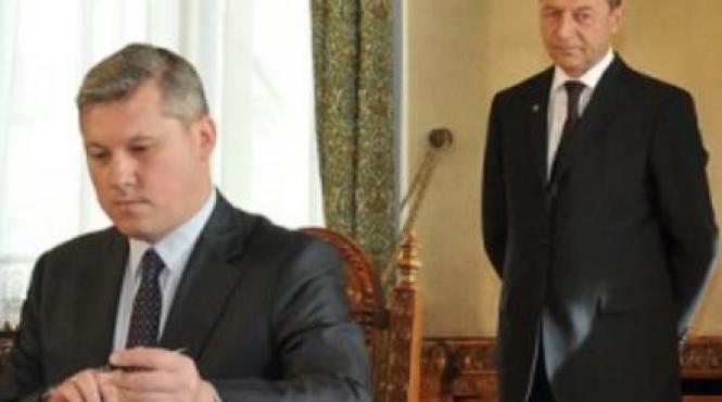 basescu predoiu sa nu mi dea lectii m a rugat sa vorbesc cu ponta sa l pastreze in guvern