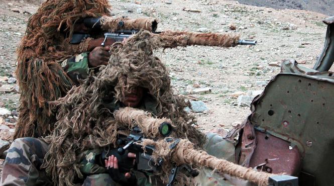 cum se distreaza lunetistii in siria