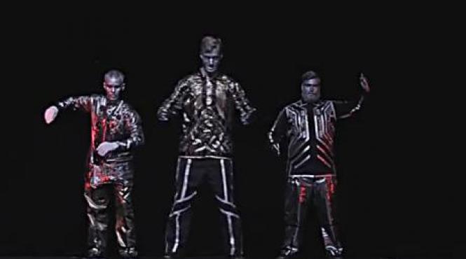 2 milioane de vizualizari in 3 zile clipul cu roboti care face furori pe youtube video