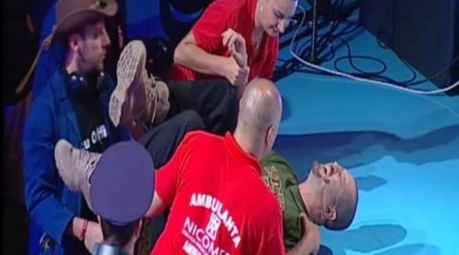cheloo accident grav la x factor artistul a fost transportat de urgenta la spital