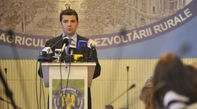 ministrul agriculturii l a demis pe presedintele agentiei pentru domeniile statului