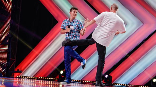 prima scena de violenta la x factor