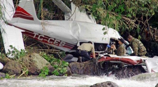 trei morti in germania in urma prabusirii unui avion de mici dimensiuni