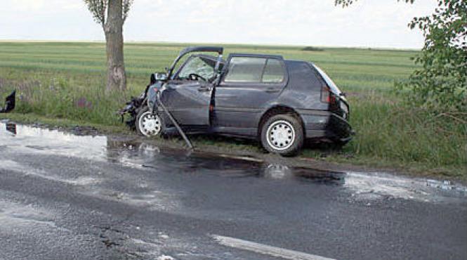 trei morti in urma unui accident provocat de un tanar fara permis de conducere