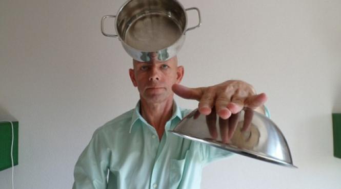 descopera uimitoarele calitati ale omului magnet video