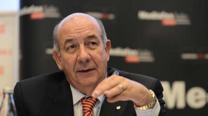 basescu intervine pentru seful cec banca a acordat un imprumut de 4 6 milioane de lei ioanei basescu majorand cu 60 plafonul creditelor ipotecare