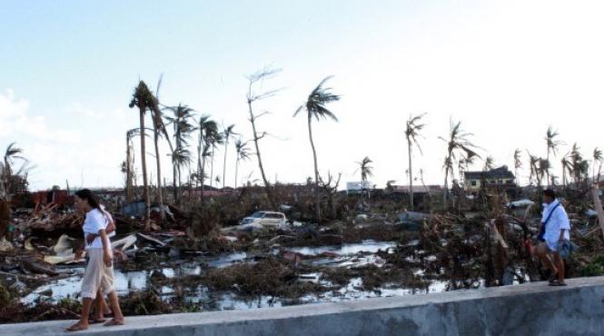 supravietuitorii dezastrului din filipine au nevoie de consiliere psihologica